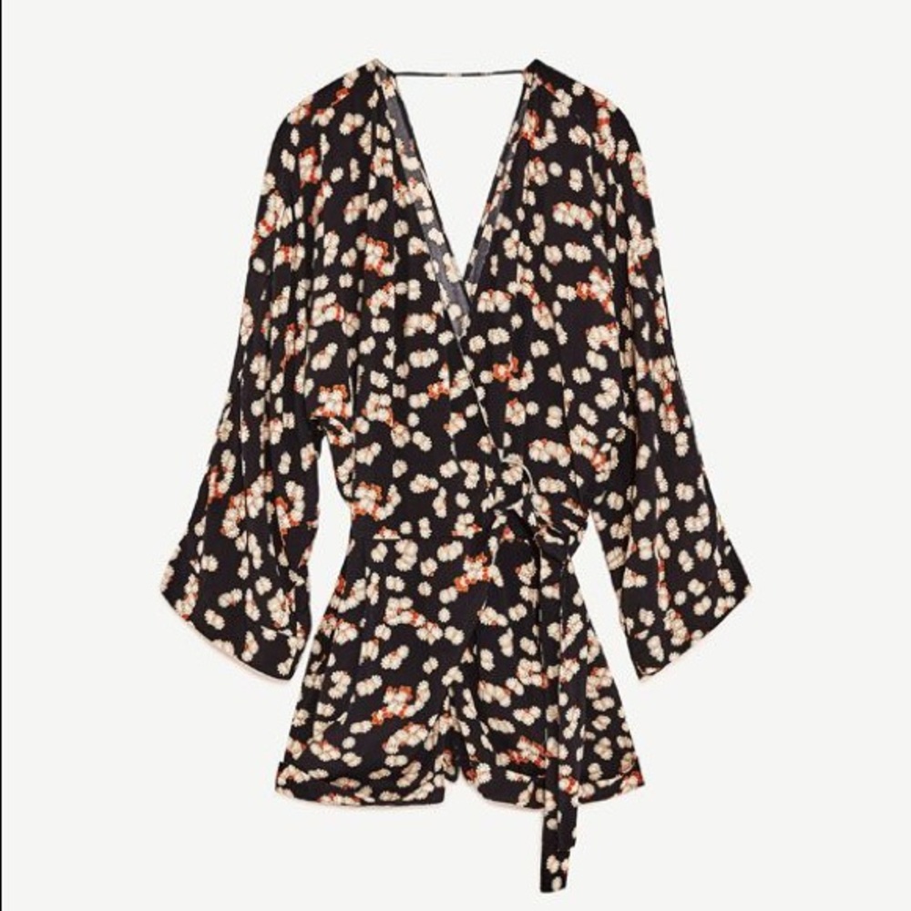NWOT ZARA FLORAL FLOWING PRINTED JUMPSUIT ROMPER - Picture 2 of 7